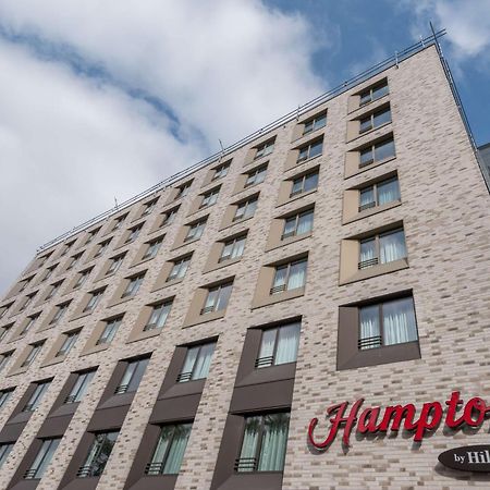 Отель Hampton By Hilton Frankfurt City Centre East Франкфурт-на-Майне Экстерьер фото